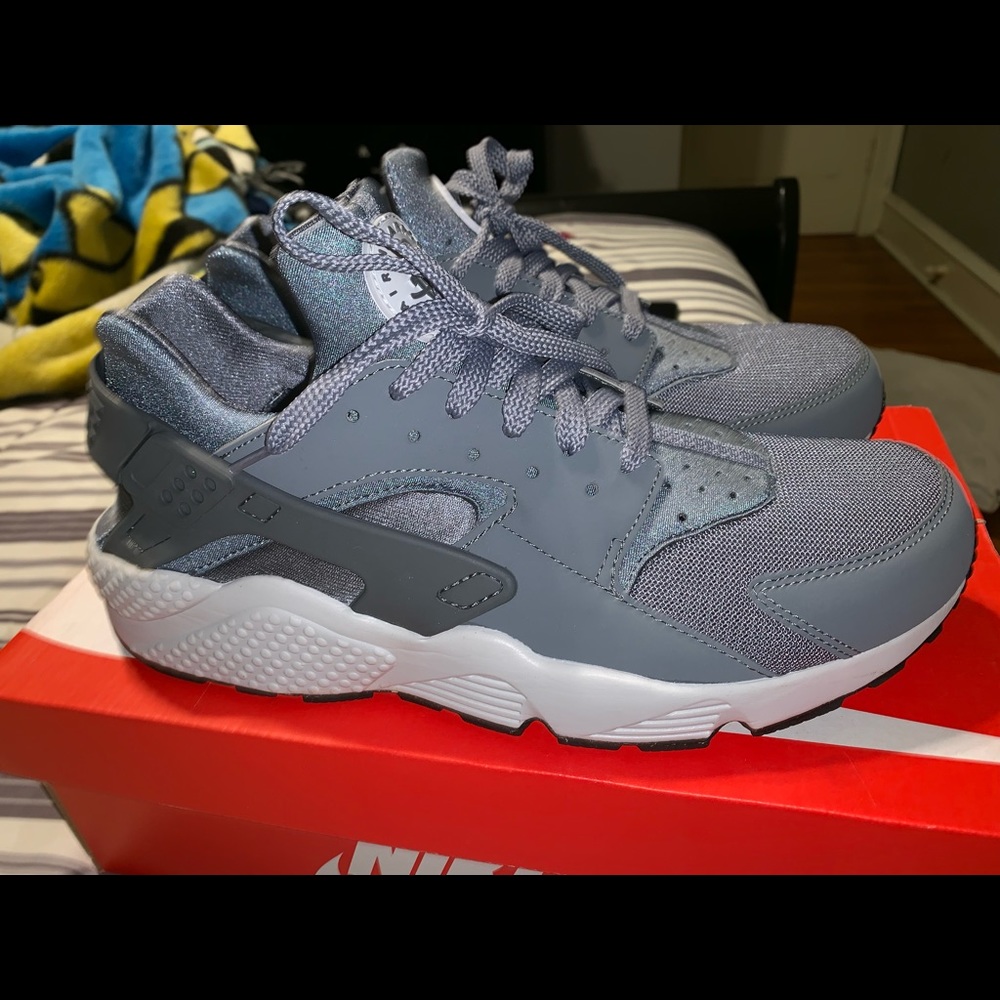 Grey Huaraches